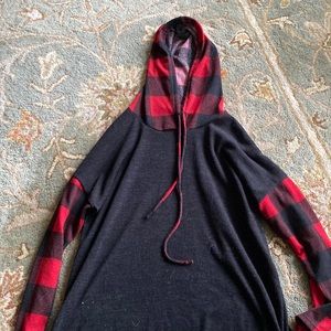 Cute red and black checkered sweatshirt